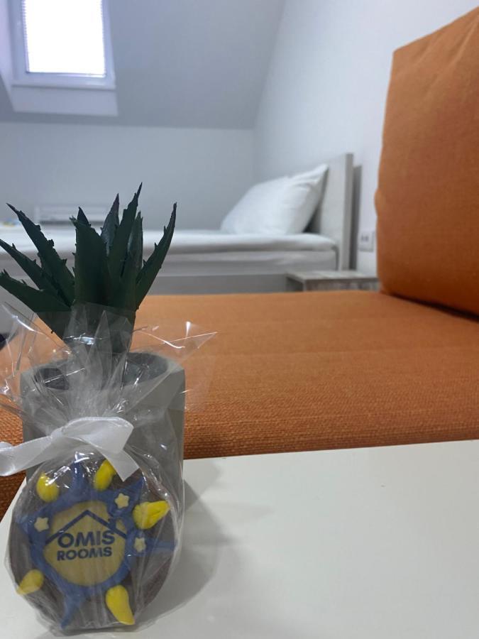 Omis Rooms Панчево Екстер'єр фото